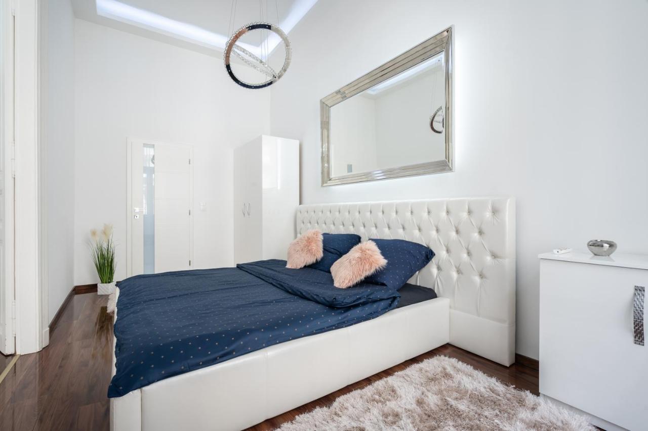Opera Balkony Luxury Apartment With Free Parking Budapest Extérieur photo