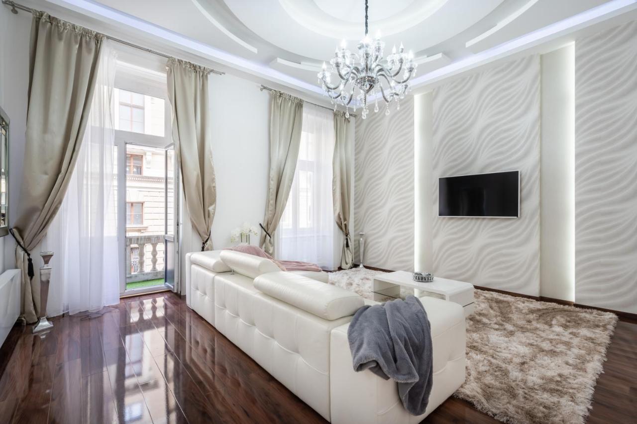 Opera Balkony Luxury Apartment With Free Parking Budapest Extérieur photo
