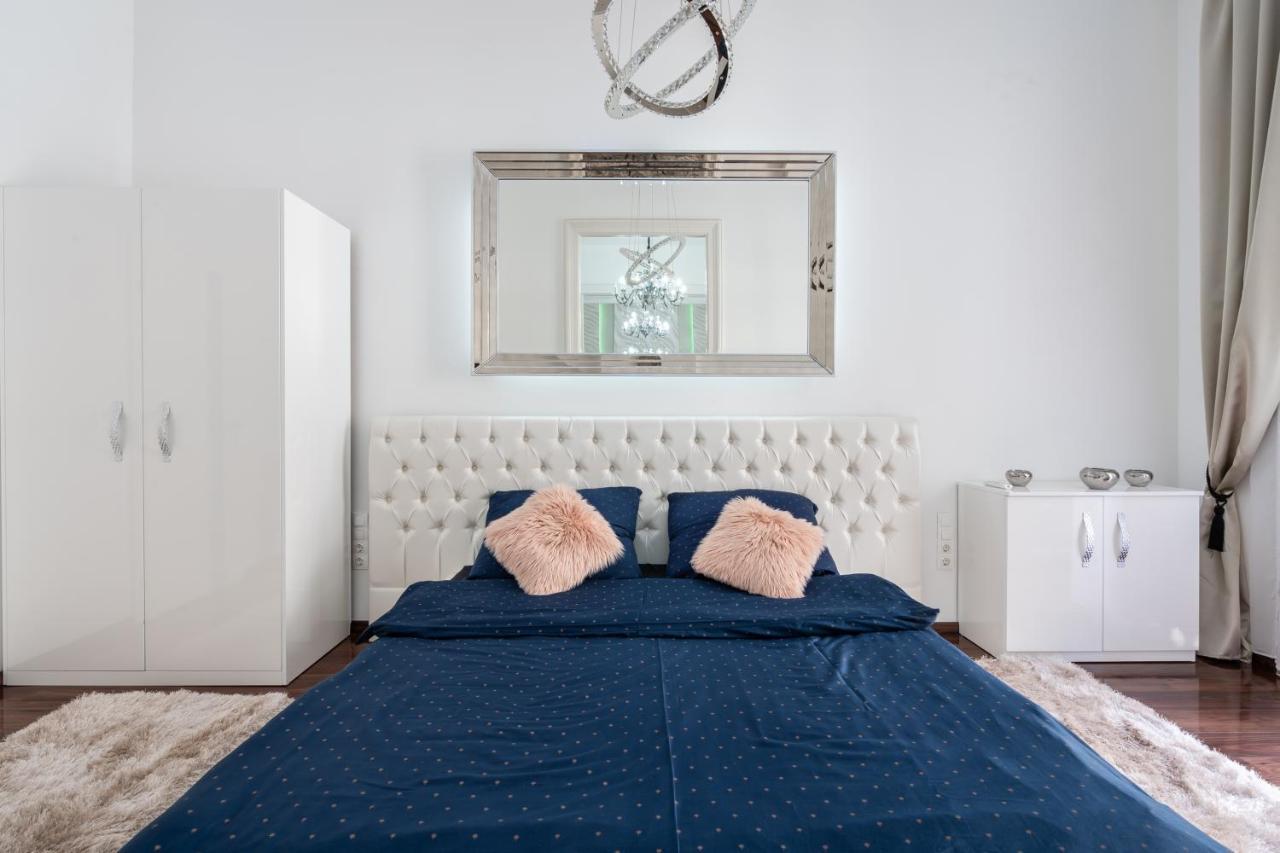 Opera Balkony Luxury Apartment With Free Parking Budapest Extérieur photo