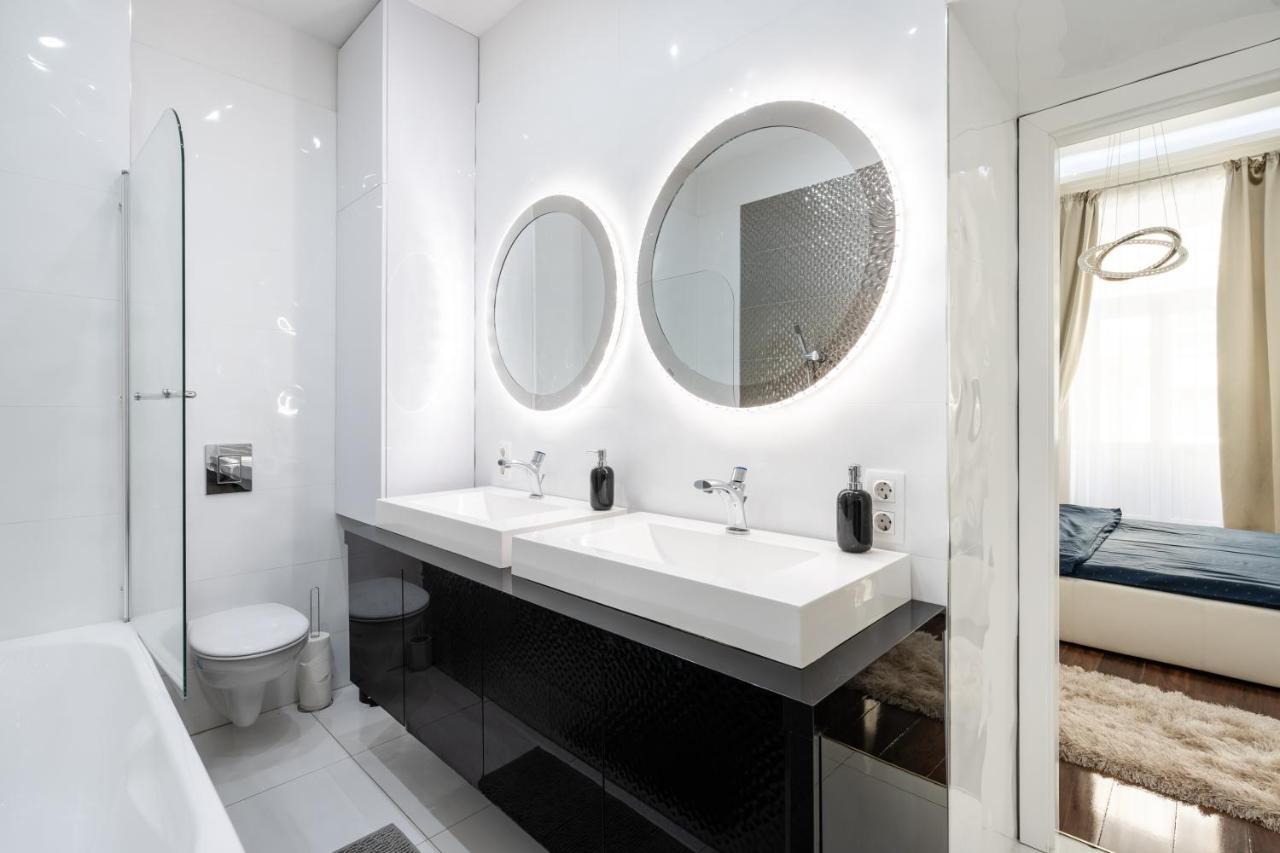 Opera Balkony Luxury Apartment With Free Parking Budapest Extérieur photo