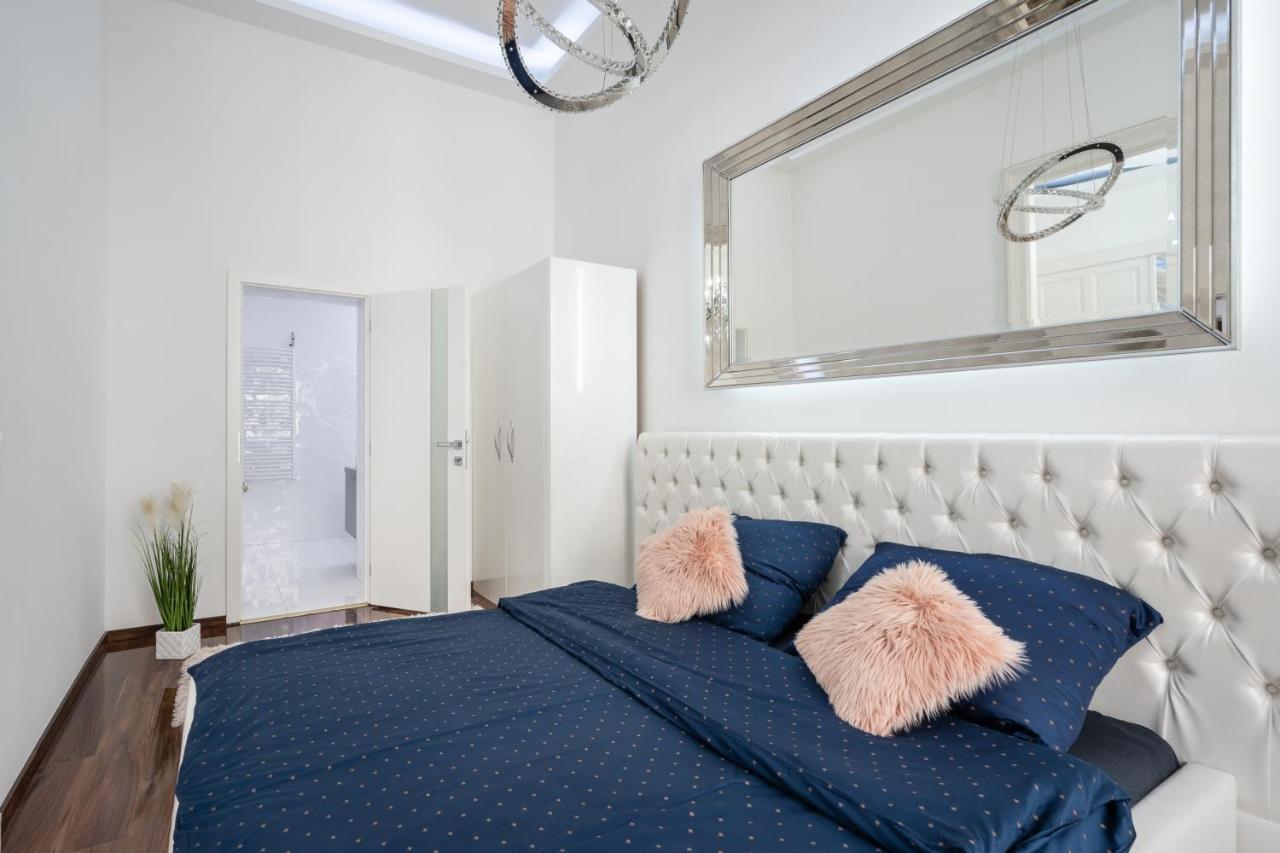 Opera Balkony Luxury Apartment With Free Parking Budapest Extérieur photo