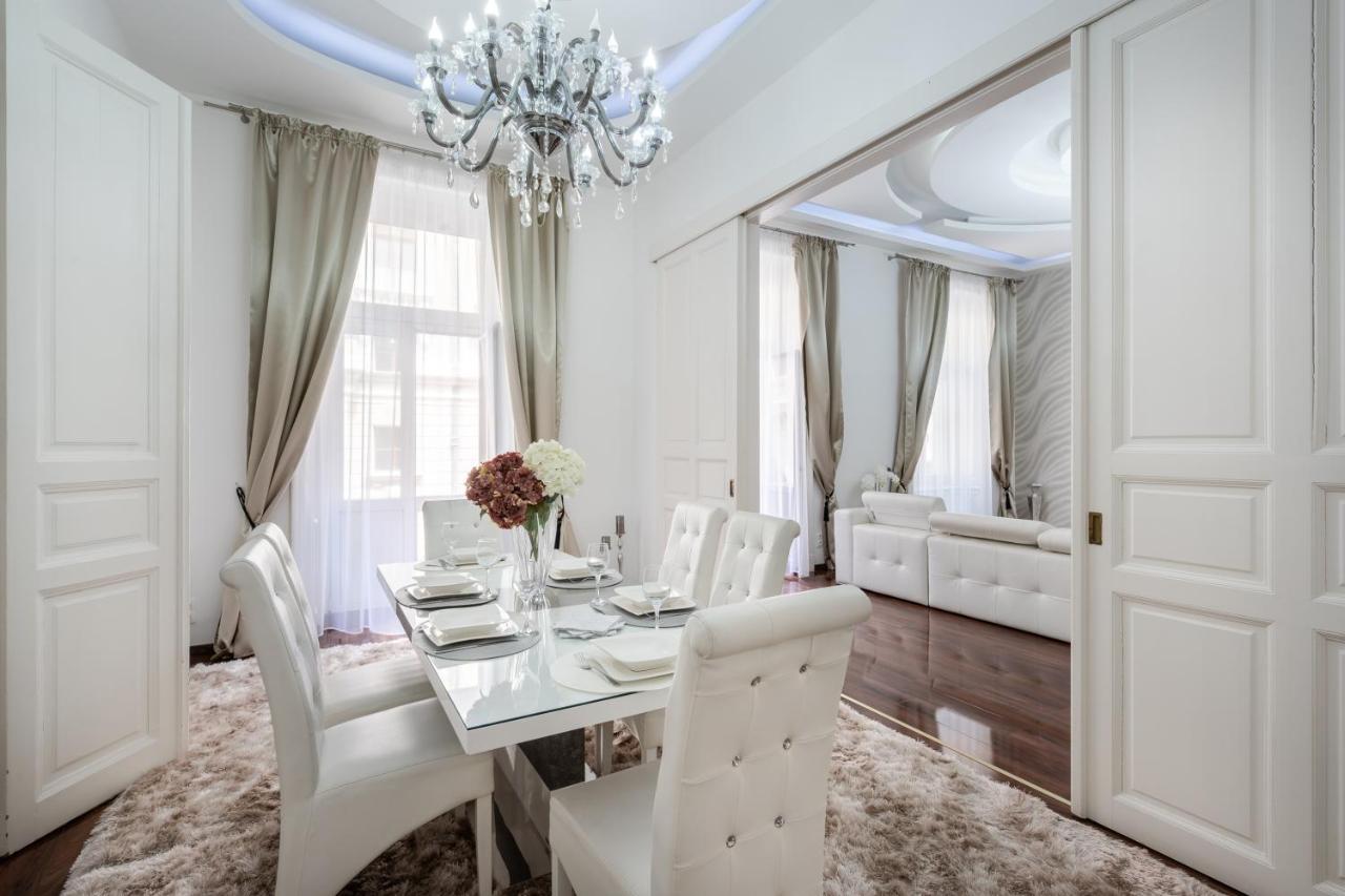 Opera Balkony Luxury Apartment With Free Parking Budapest Extérieur photo